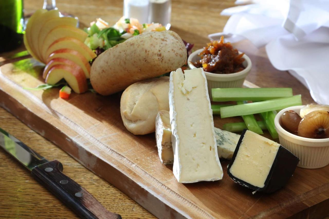 The Bull Hotel; Sure Hotel Collection By Best Western Peterborough Eksteriør billede